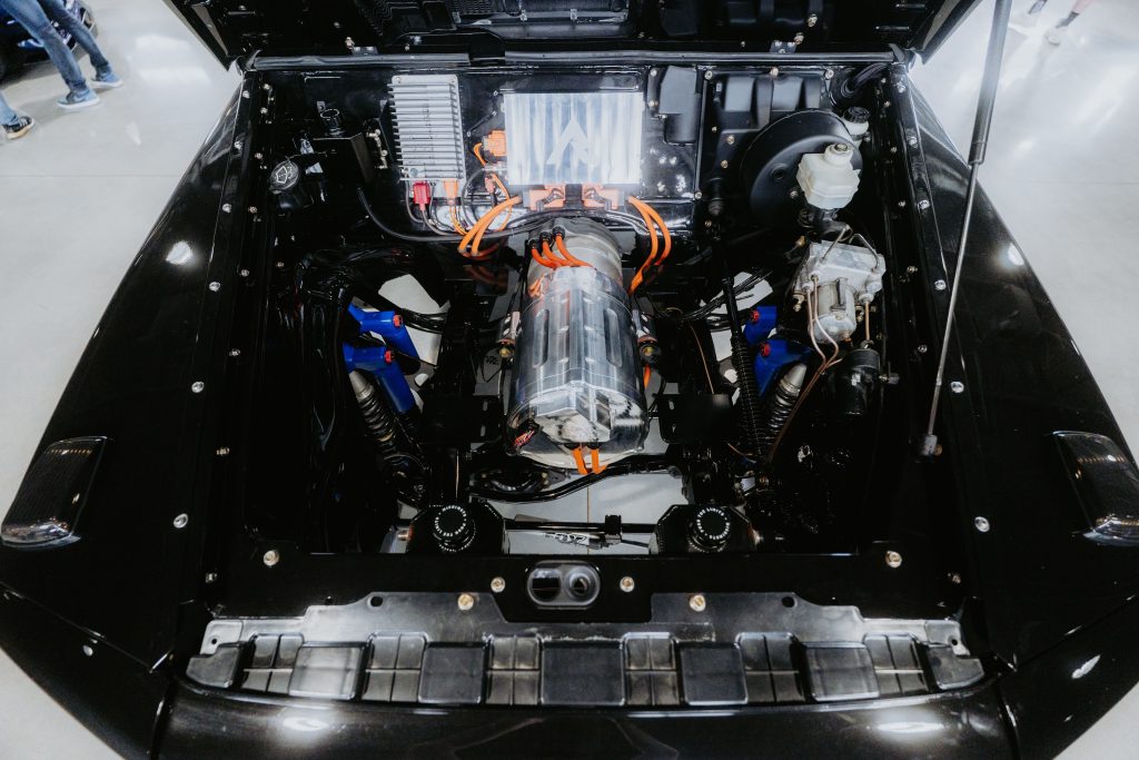 Vue de dessus moteur électrique moderne automobile