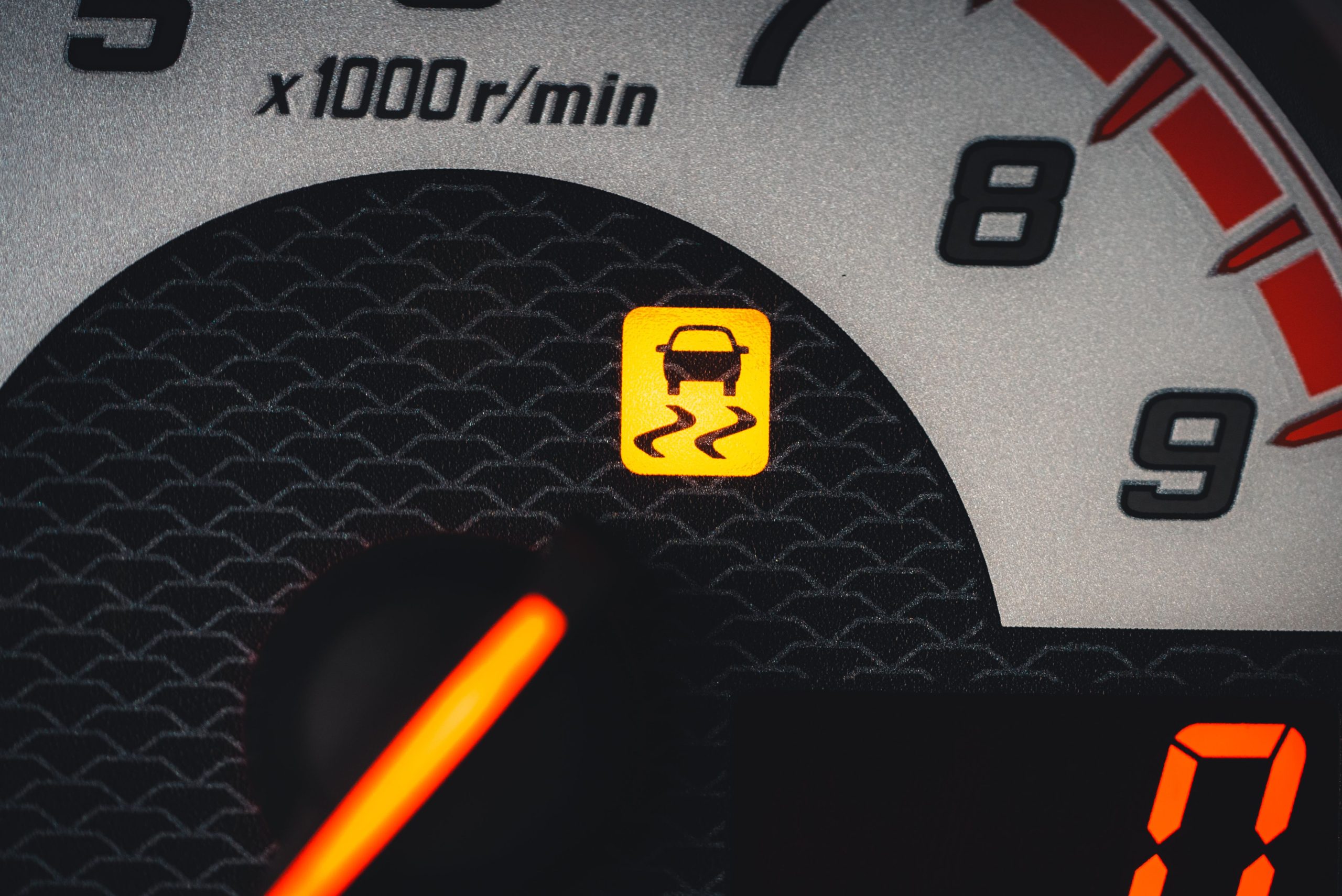 Tableau de bord fiat voyant controle traction jaune